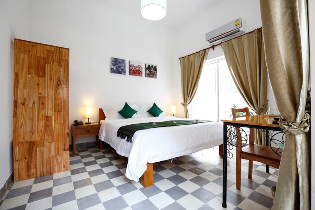 Jasmine Terrace Villa Phnompen Kültér fotó