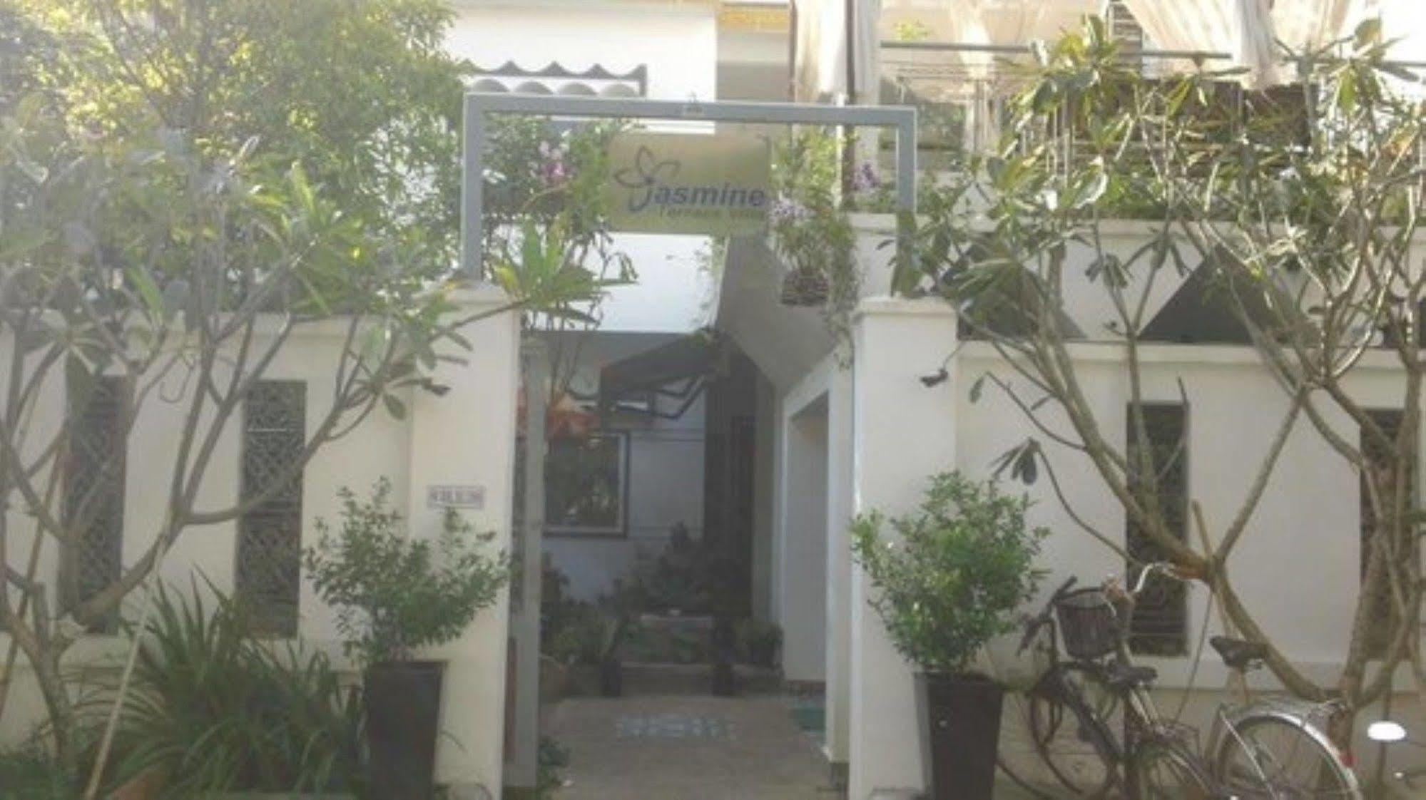 Jasmine Terrace Villa Phnompen Kültér fotó